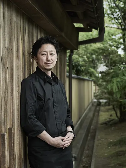 写真：クリエイティブディレクター 鈴木 健太郎