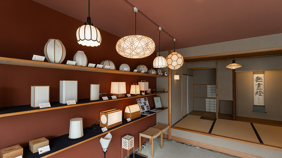 京都と共鳴する北欧家具