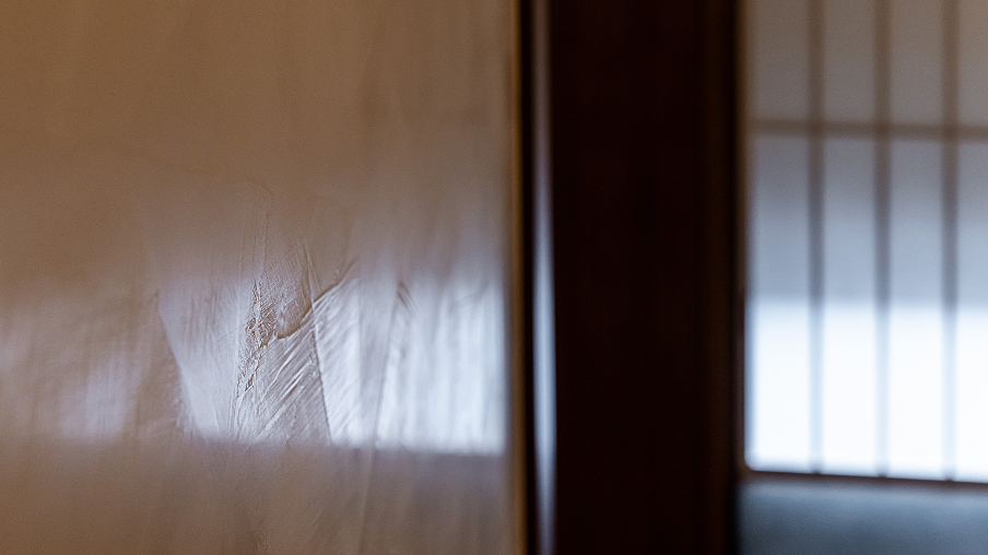 本物に囲まれて寛ぐ贅沢